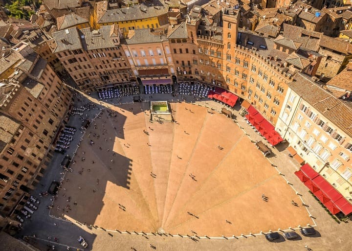 Capodanno a Siena: offerte e cenoni
